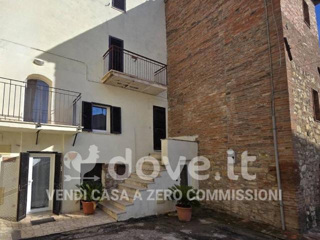 Appartamento in vendita a Poggetto, Gioiella