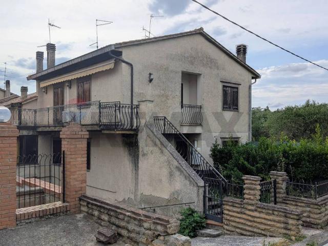 Appartamento in vendita a Gioiella, Umbria