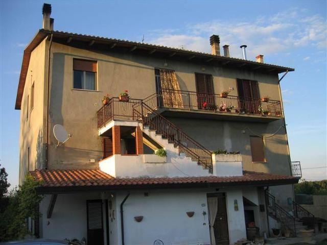 Appartamento in vendita a Gioiella, Umbria