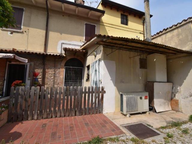 Appartamento in vendita a Castiglione Delle Stiviere, Lombardia