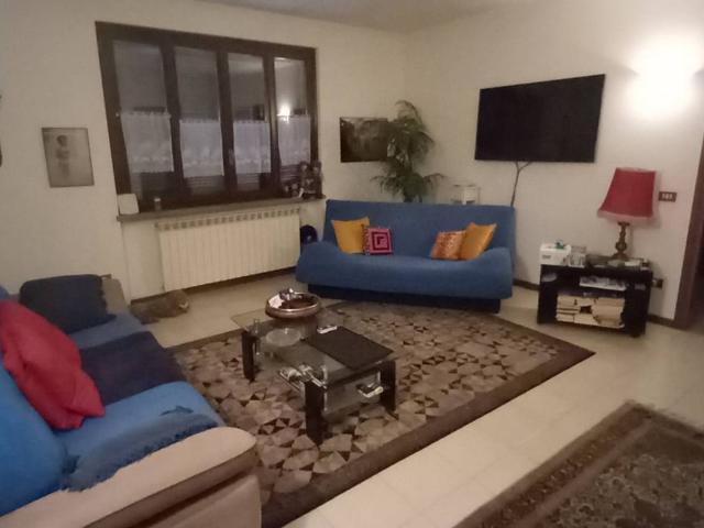 Appartamento in vendita a Castiglione Delle Stiviere, Lombardia