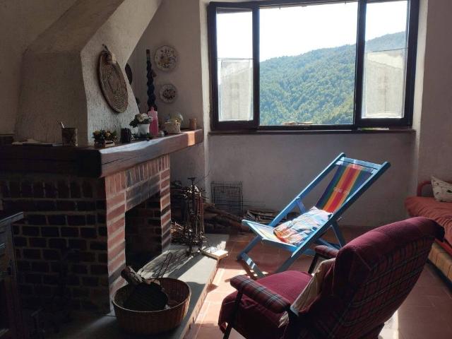 Appartamento in vendita a Unione Comuni Garfagnana, Castiglione Di Garfagnana