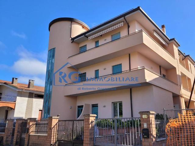 Appartamento in vendita a Castiglione In Teverina, Lazio