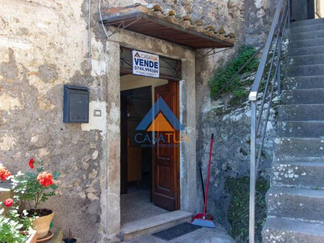 Appartamento in vendita a Castiglione In Teverina, Lazio