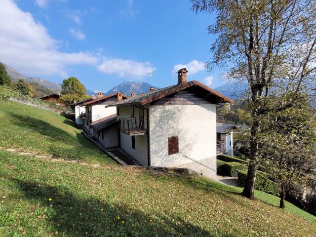 Appartamento in vendita a Castione Della Presolana, Lombardia