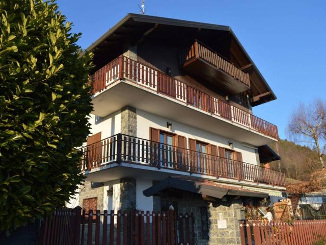 Appartamento in vendita a Castione Della Presolana, Lombardia