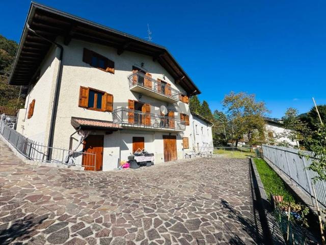 Appartamento in vendita a Castione Della Presolana, Lombardia