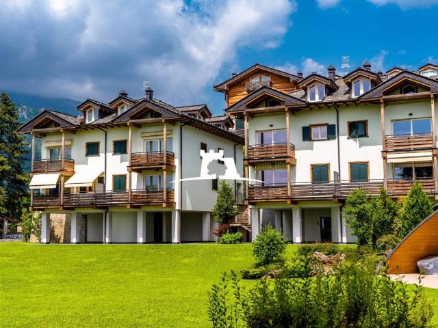 Appartamento in vendita a Dorga, Castione Della Presolana