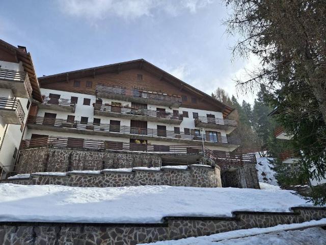 Appartamento in vendita a Castione Della Presolana, Lombardia
