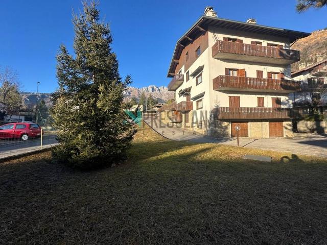 Appartamento in vendita a Dorga, Castione Della Presolana