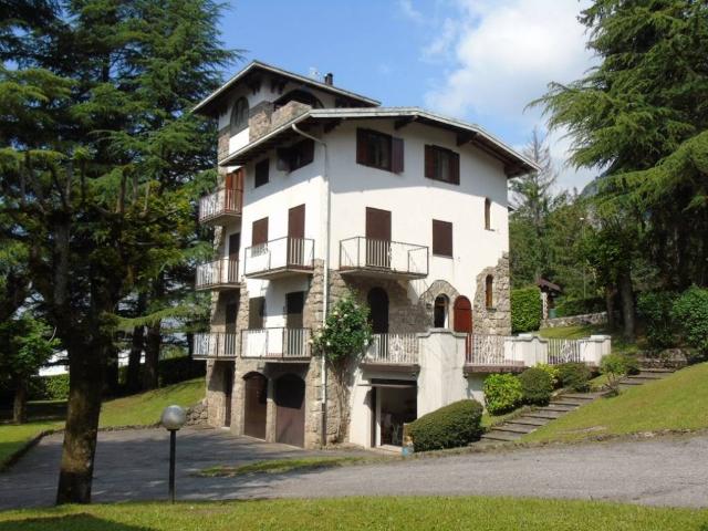 Appartamento in vendita a Dorga, Castione Della Presolana