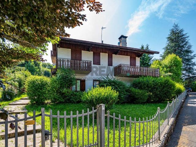 Appartamento in vendita a Dorga, Castione Della Presolana