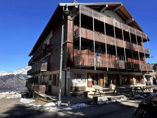 Appartamento in vendita a Malga Alta di Sotto, Castione della Presolana