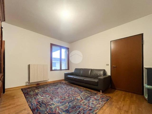Appartamento in vendita a Castrezzato, Lombardia
