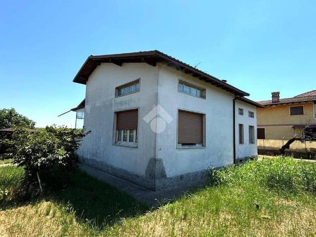 Villa Indipendente in vendita a Castrezzato, Lombardia