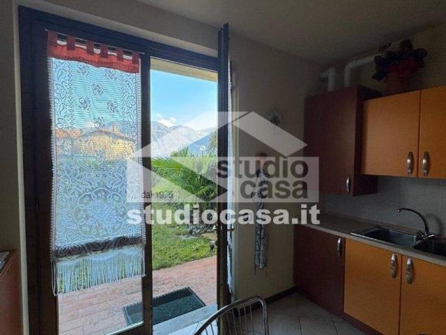 Appartamento in vendita a Castro, Lombardia