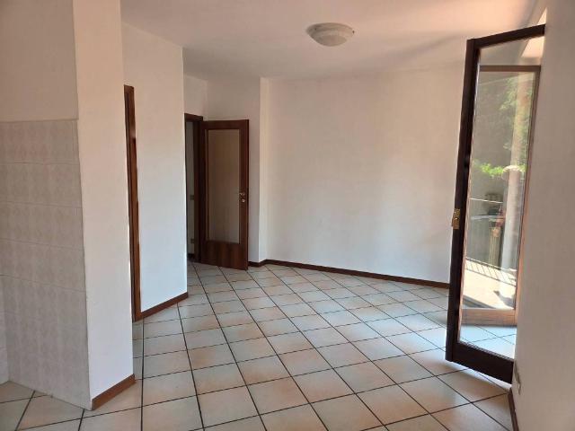 Appartamento in vendita a Cascine Maggio, Castronno