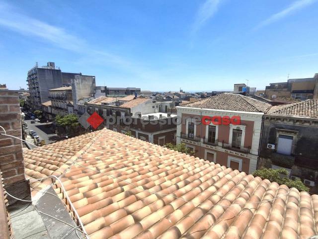 Appartamento in vendita a Centro storico, Catania