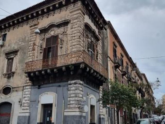 Appartamento in vendita a Centro storico, Catania