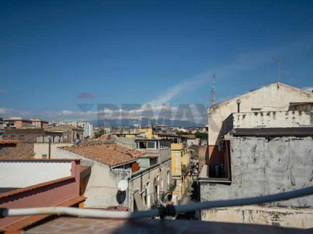 Appartamento in vendita a Centro storico, Catania