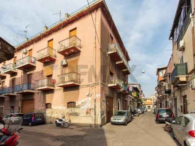 Monolocale in vendita a Centro storico, Catania