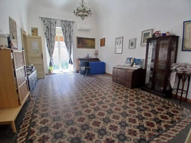 Appartamento in vendita a Centro storico, Catania