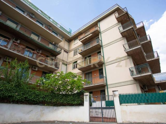 Appartamento in vendita a Picanello-Ognina-Barriera-Canalicchio, Catania