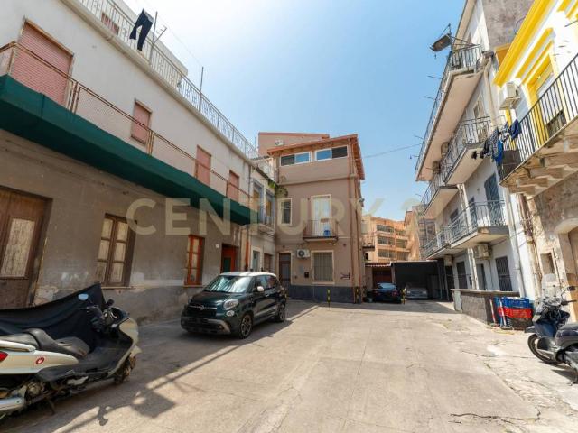 Appartamento in vendita a Centro storico, Catania