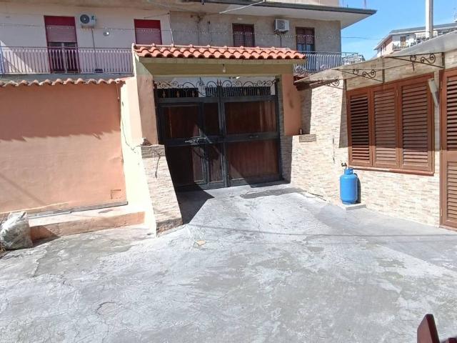 Appartamento in vendita a San Giovanni Galermo-Trappeto-Cibali, Catania