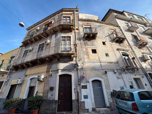 Appartamento in vendita a Centro storico, Catania