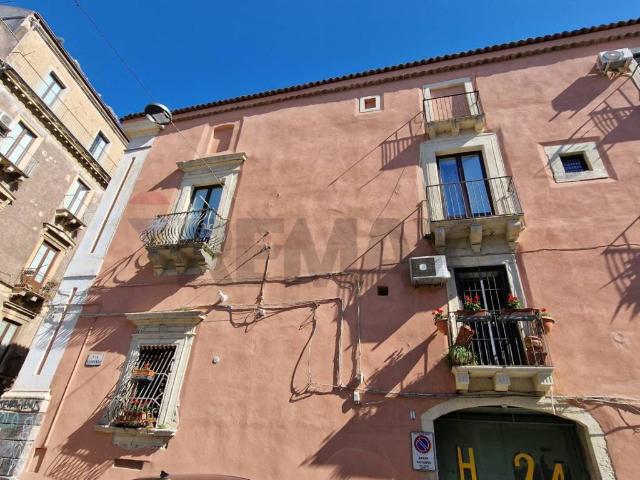 Appartamento in vendita a Centro storico, Catania