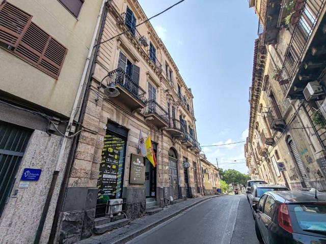 Appartamento in vendita a Centro storico, Catania