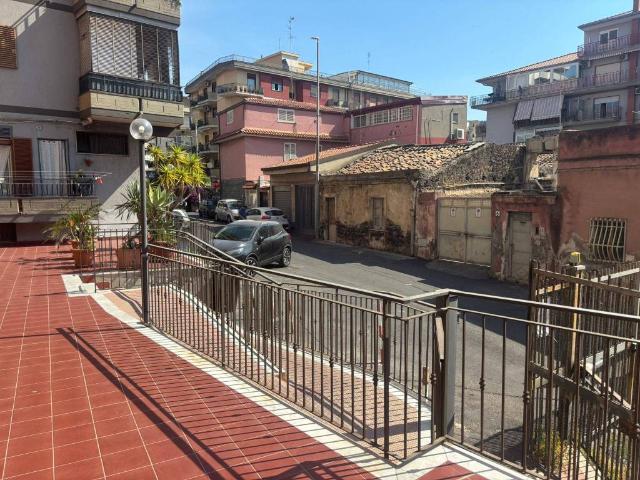 Appartamento in vendita a Monte Po-Nesima-San Leone-Rapisardi, Catania