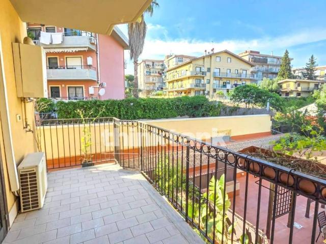 Appartamento in vendita a Picanello-Ognina-Barriera-Canalicchio, Catania