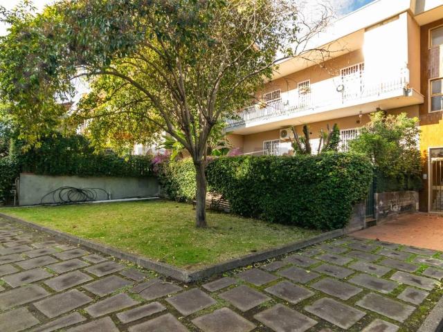 Appartamento in vendita a Picanello-Ognina-Barriera-Canalicchio, Catania
