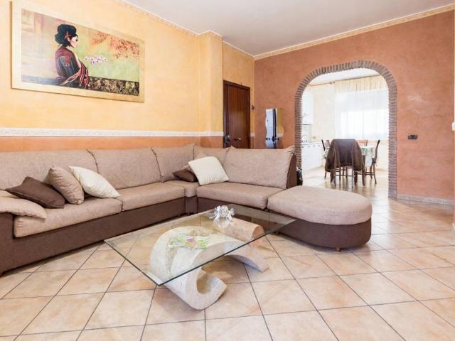 Appartamento in vendita a San Giorgio-Librino-San Giuseppe la Rena-Zia Lisa-Villaggio Sant'Agata, Catania