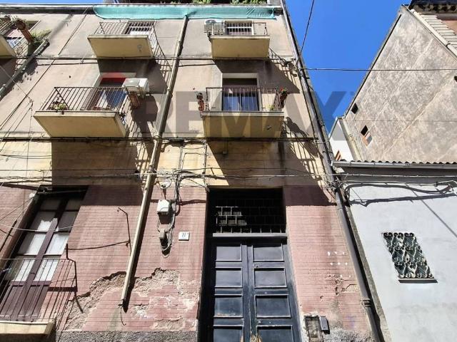 Appartamento in vendita a Centro storico, Catania