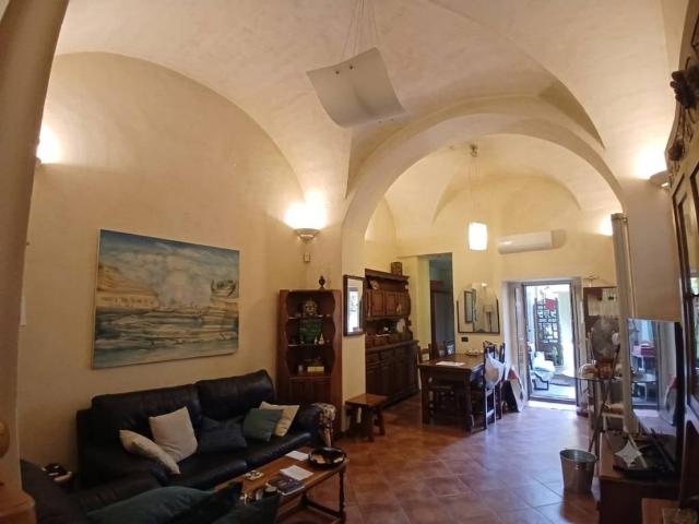 Appartamento in vendita a Centro storico, Catania