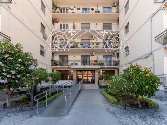 Appartamento in vendita a Picanello, Catania