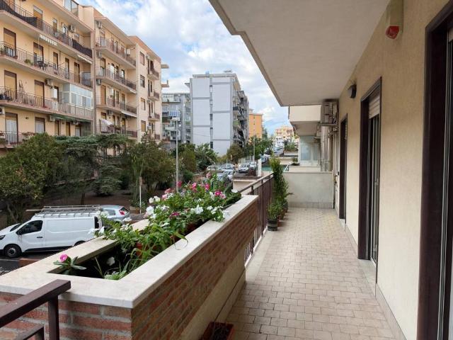 Appartamento in vendita a Nesima, Catania