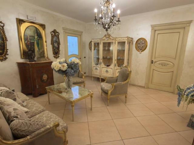 Appartamento in vendita a San Giorgio-Librino-San Giuseppe la Rena-Zia Lisa-Villaggio Sant'Agata, Catania