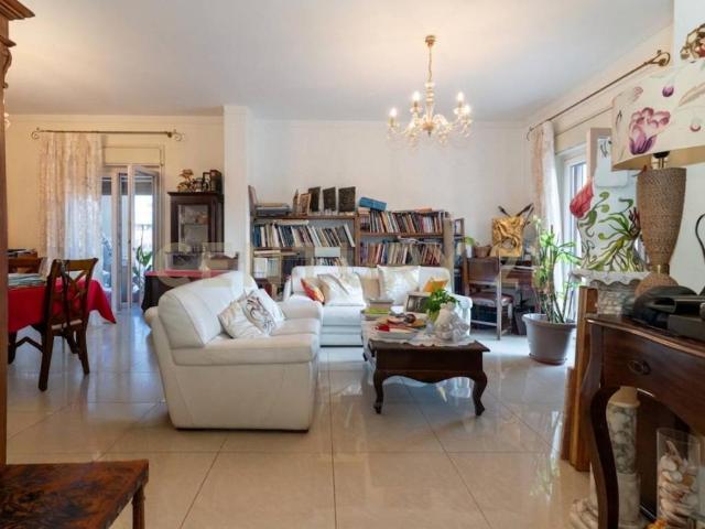 Appartamento in vendita a Picanello-Ognina-Barriera-Canalicchio, Catania