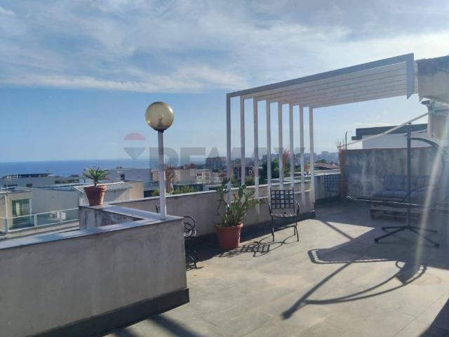 Appartamento in vendita a Picanello-Ognina-Barriera-Canalicchio, Catania