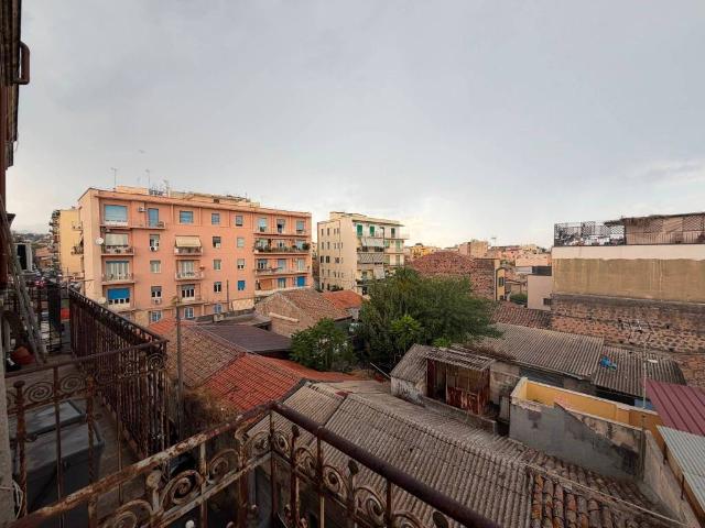 Appartamento in vendita a Centro storico, Catania