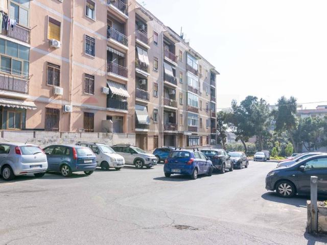 Appartamento in vendita a Monte Po-Nesima-San Leone-Rapisardi, Catania