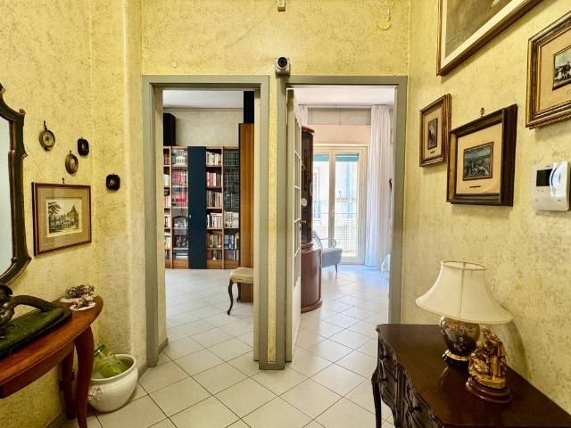 Appartamento in vendita a Picanello-Ognina-Barriera-Canalicchio, Catania