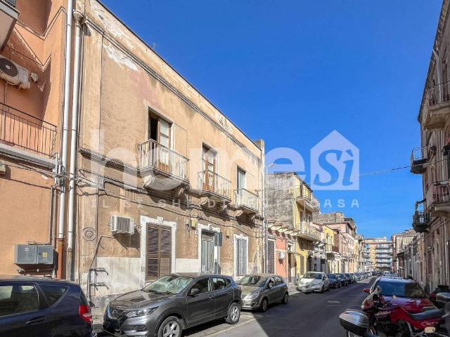 Appartamento in vendita a Picanello-Ognina-Barriera-Canalicchio, Catania