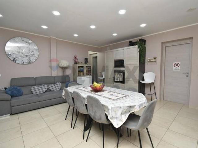 Appartamento in vendita a Monte Po-Nesima-San Leone-Rapisardi, Catania