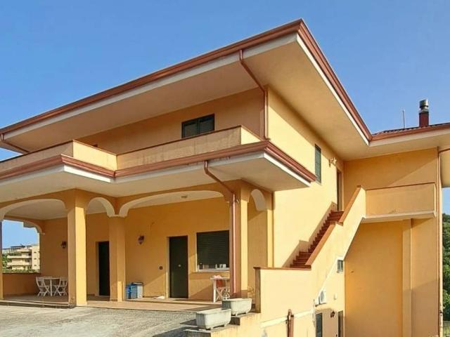 Appartamento in vendita a Sant'Elia, Calabria
