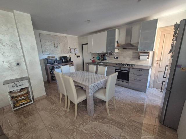 Appartamento in vendita a Mater Domini, Calabria